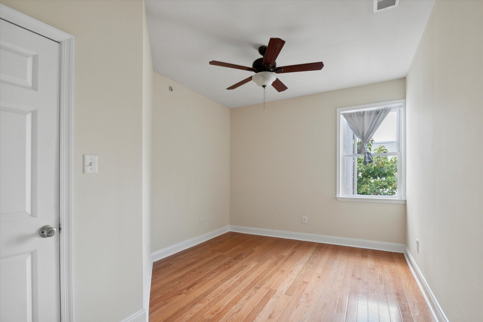 Building Photo - 1424 Willington St