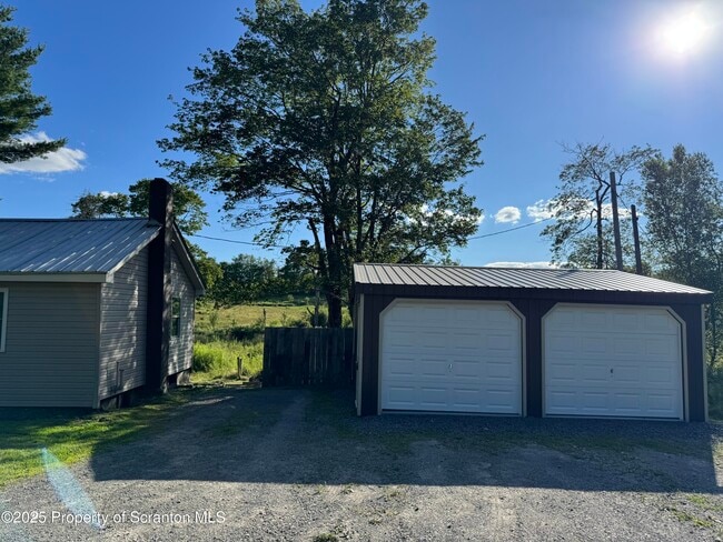 Building Photo - 131 Ball Pond Rd