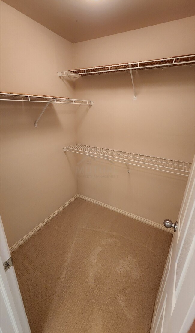 Building Photo - 29157 Hemingway Dr