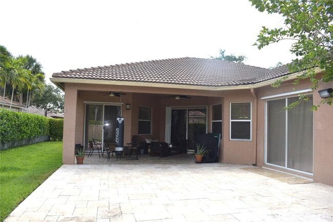 Building Photo - 3937 W Gardenia Ave