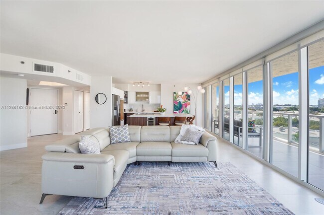 Building Photo - 7330 Ocean Terrace