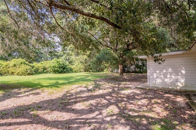 Building Photo - 604 Hayman St