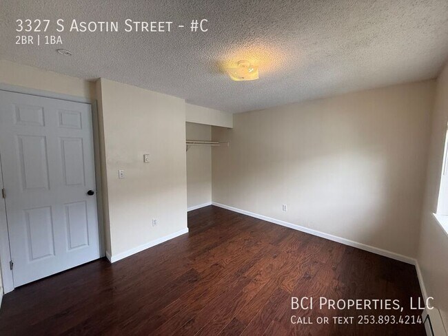 Building Photo - 3327 S Asotin St