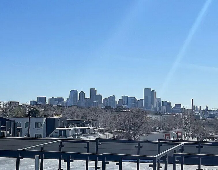 Building Photo - 1208 Quitman St