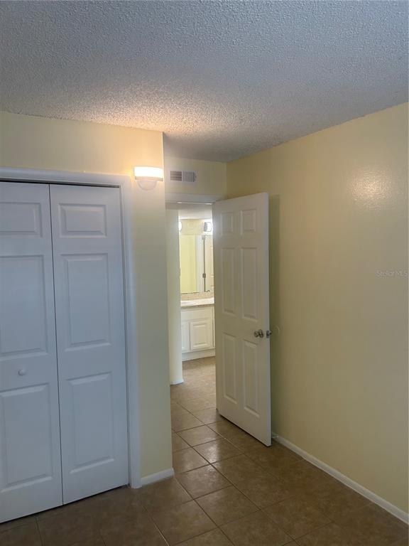 Building Photo - 2513 N Alafaya Trail