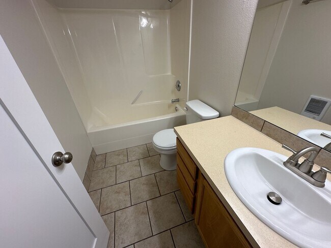 Building Photo - 4860 48th Loop