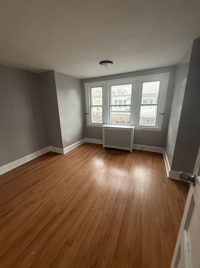 Building Photo - Wonderful 3 bedroom in Olney