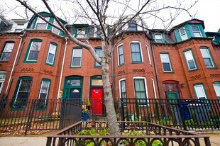 Building Photo - 239 Boston St