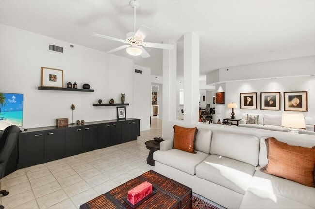 Building Photo - 2512 Coco Plum Blvd