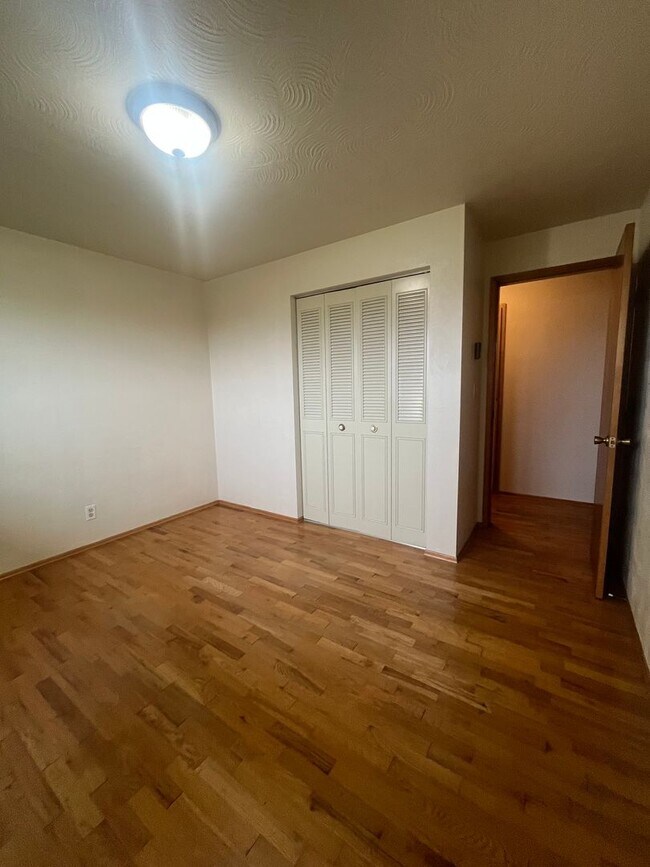 Building Photo - 3-Bedroom 2-Bathroom home in Coburg