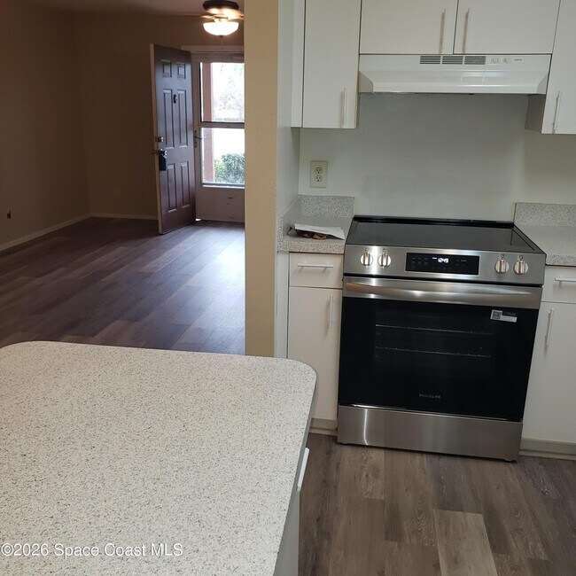 Building Photo - 1831 Long Iron Dr