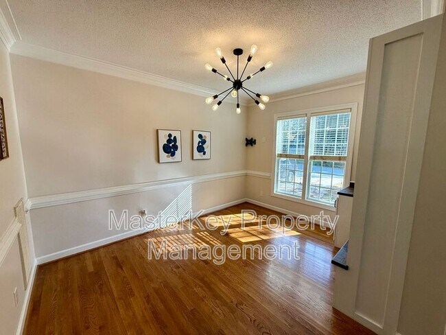 Building Photo - 6425 Cross Ridge Dr