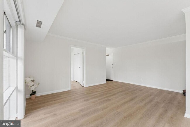 Building Photo - 7704 Donnybrook Ct