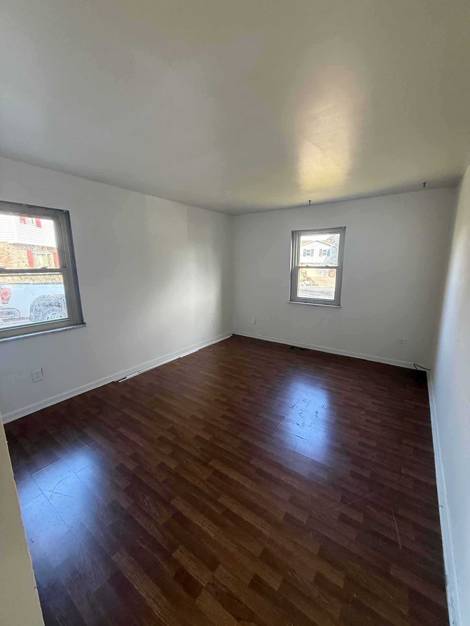 DOWNSTAIRS BEDROOM 1 - 581 Bessinger Dr