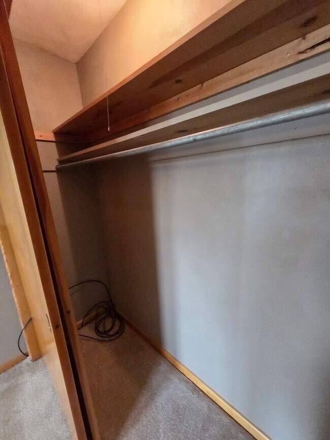 Building Photo - Well-Maintained 4BR Home – Garage + Washer/Dryer, dishwasher Included