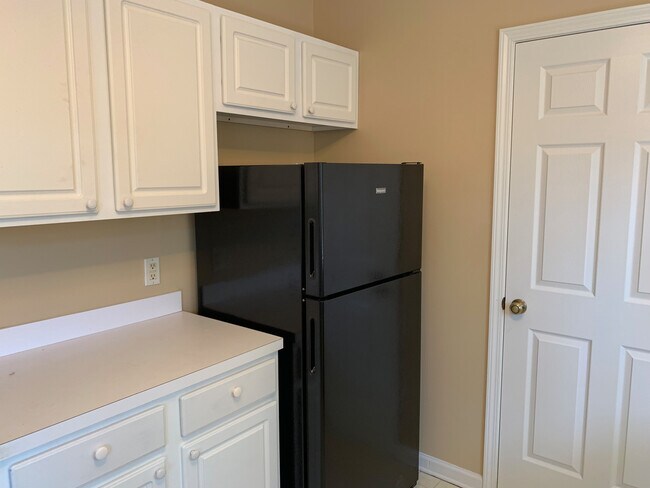 Building Photo - $1,595 Mo. - Pet Friendly, 3 Bedroom, 2 Bath Duplex will be available soon!