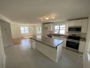 Building Photo - 1504 Vine St