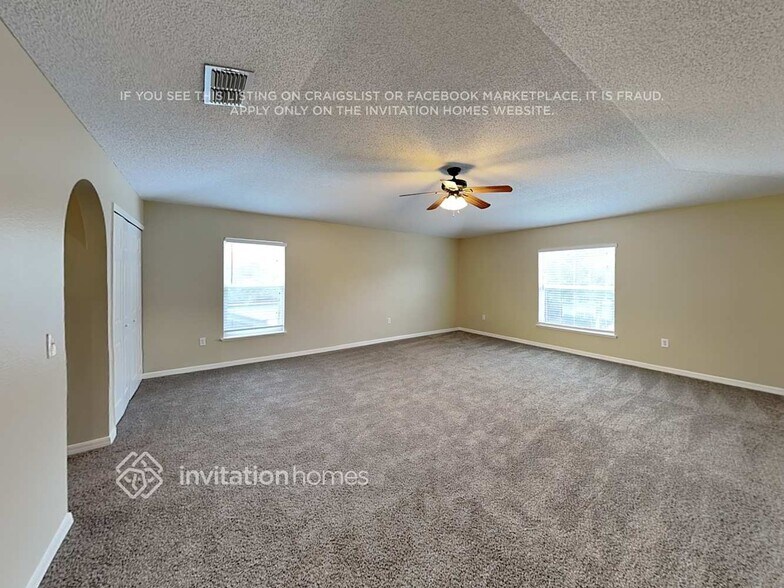 Building Photo - 14213 Econ Woods Ln