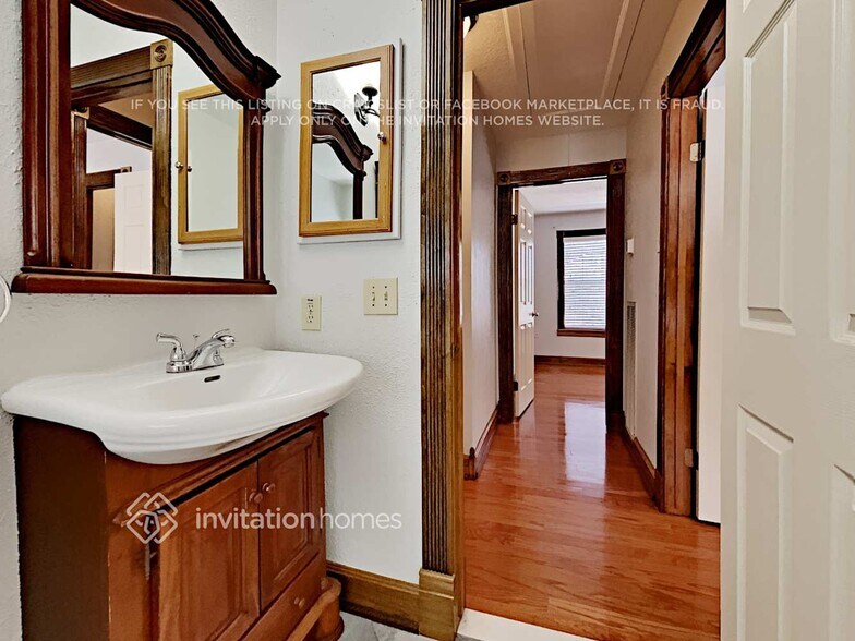 Building Photo - 103 Coral Bay Dr