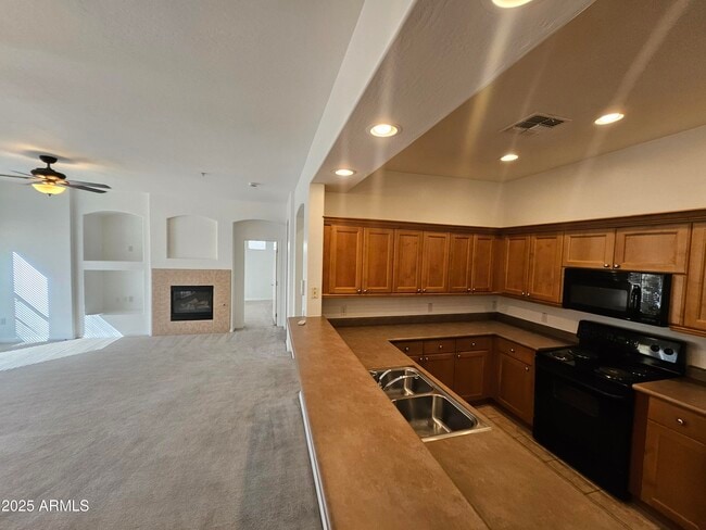 Building Photo - 19475 N Grayhawk Dr