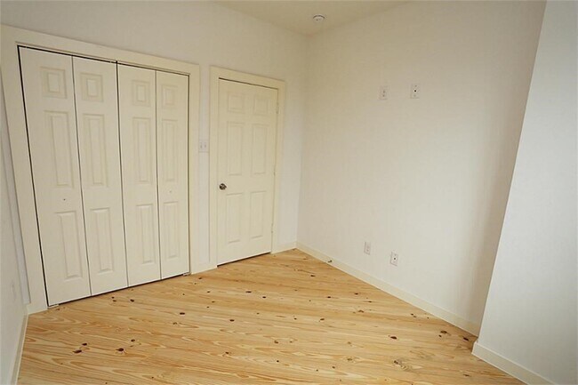 Building Photo - 4102 McKinney St