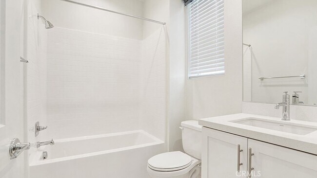 Building Photo - 137 Mirth