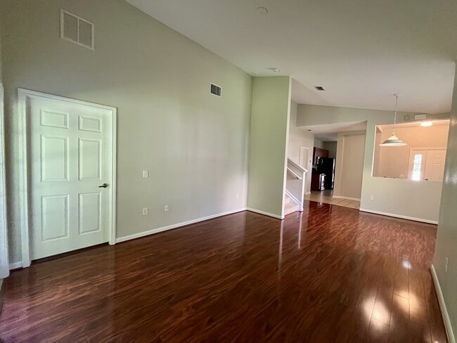 Building Photo - 8202 Downpatrick Ct