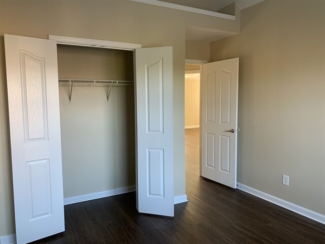 Building Photo - 779 Verbena Way