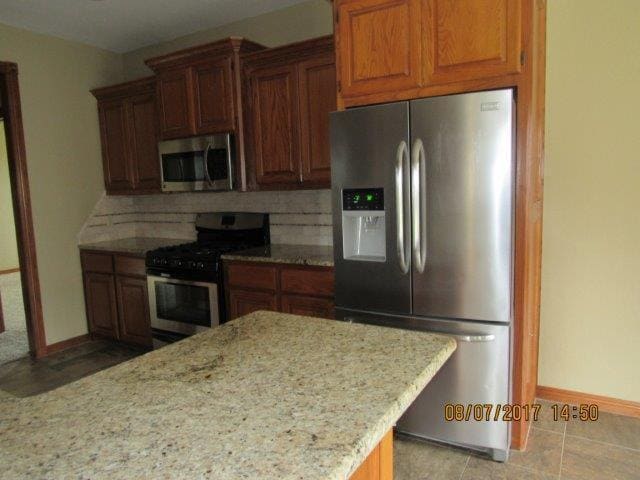 Building Photo - Fantastic home located in Dove Creek Addit...
