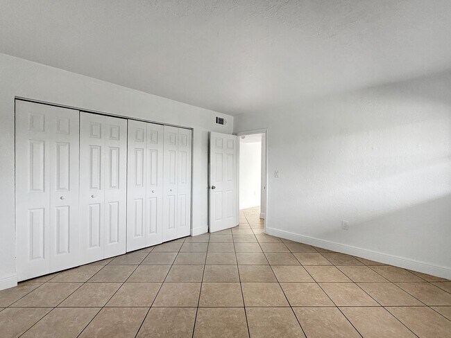 Building Photo - 8475 SW 94th St