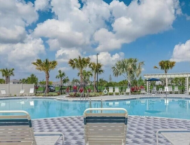 Building Photo - 10828 Charlotte Dr.