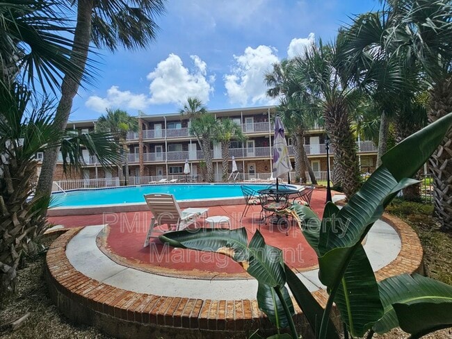 Building Photo - 600 Scenic Hwy