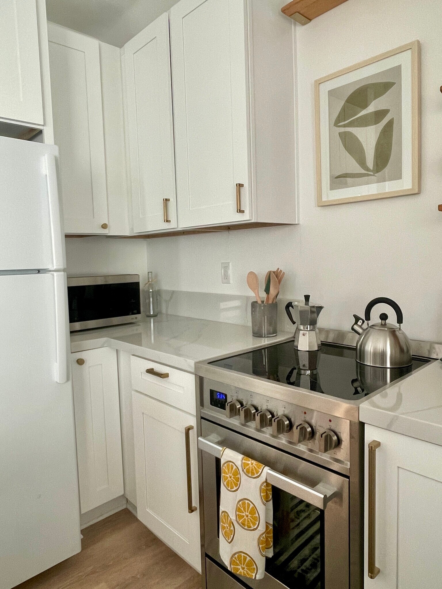 All new appliances - 4661 Berwick Dr
