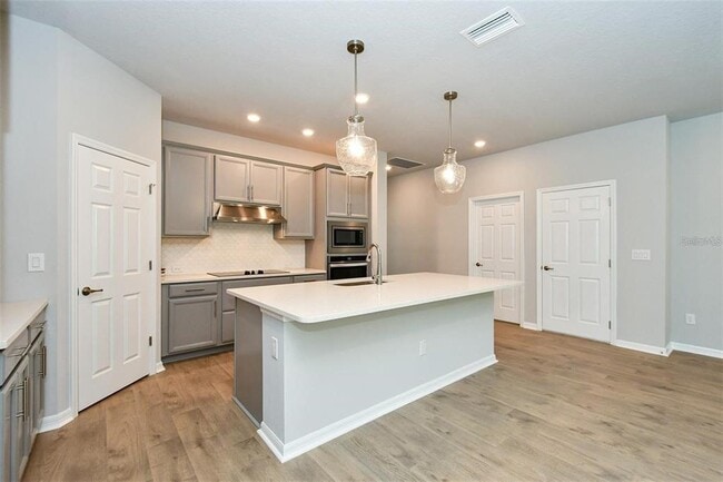 Building Photo - 8126 Trimbelle Ter