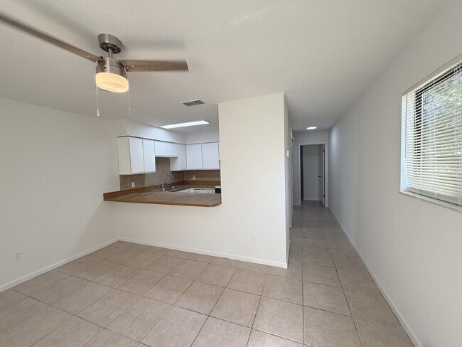 Building Photo - 3825 Osprey Cir
