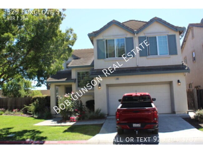 Primary Photo - 329 Foxglove St