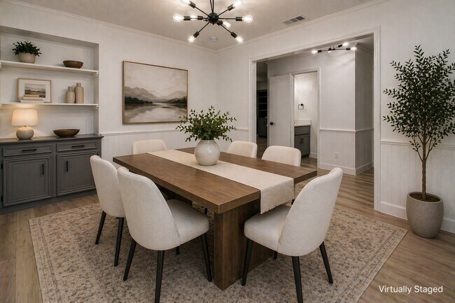 Building Photo - 1888 Saxony Ln