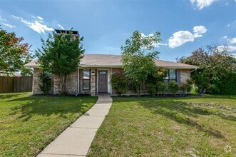 Building Photo - 2513 Figtree Ln