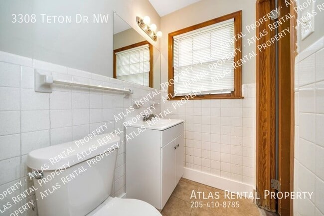 Building Photo - 3308 Teton Dr NW
