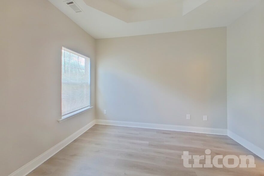 Building Photo - 110 Darian Dr