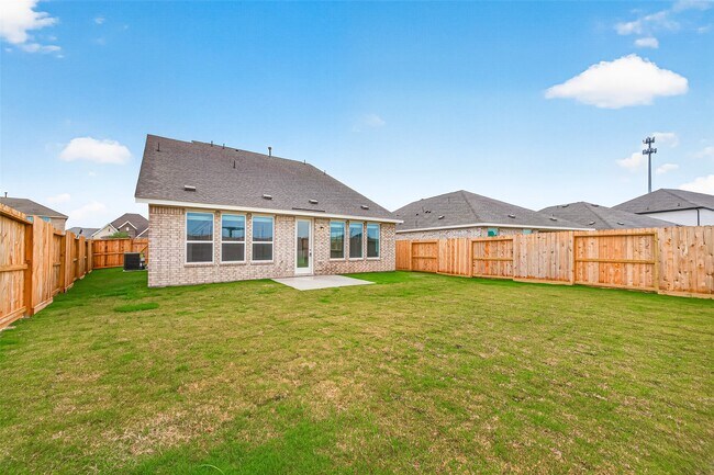 Building Photo - 31838 Blossom Ln