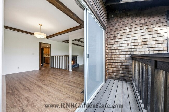 Building Photo - Gorgeous home with spacious yard in Kentfield for rent!