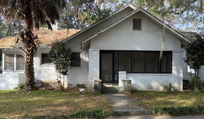 Primary Photo - 1200 N Toombs St