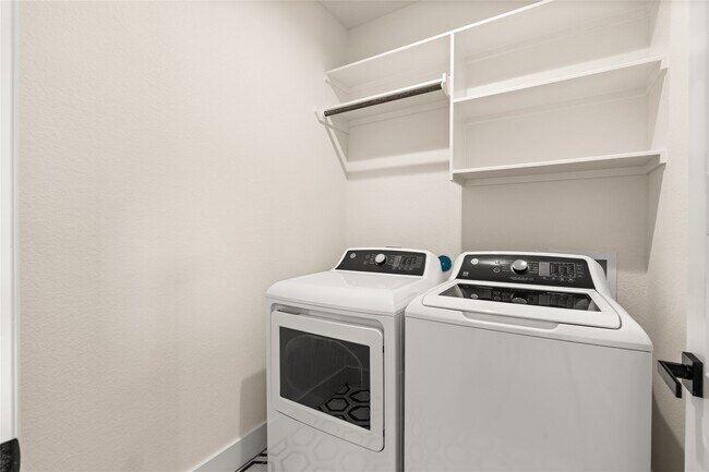 Building Photo - 4631 Balkin St