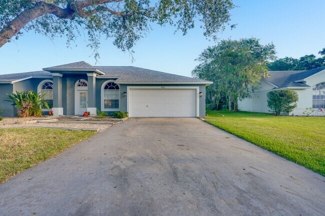 Building Photo - 3 Bedroom Port Orange Home