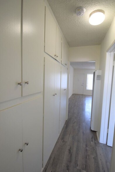 Building Photo - 12050 Tiara St