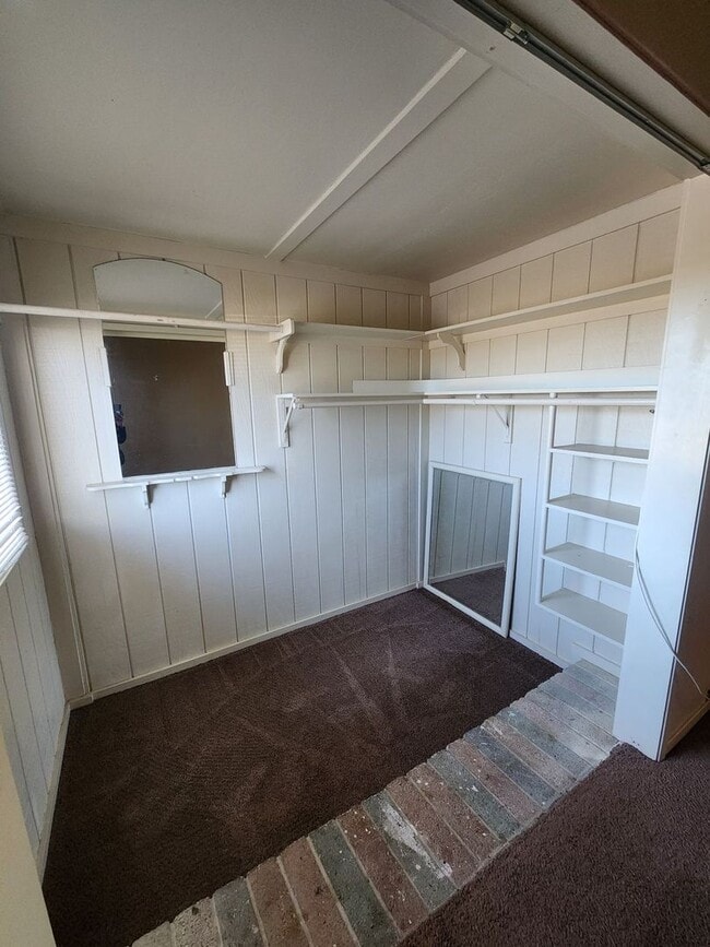 Building Photo - 3 Bedroom 1 Bathroom home