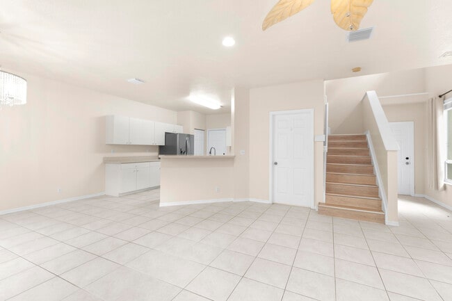 Building Photo - 4535 Thornwood Cir