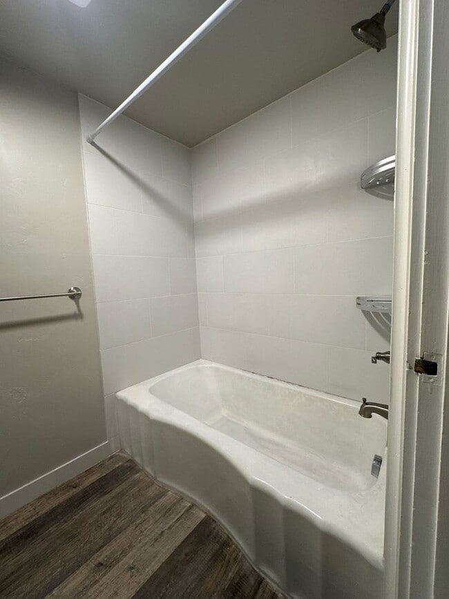 Building Photo - 5776 Harlan Dr