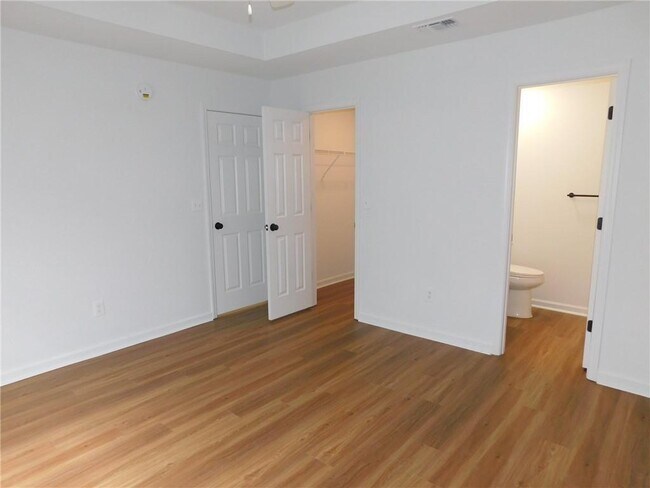 Building Photo - 60 Copper Creek Dr